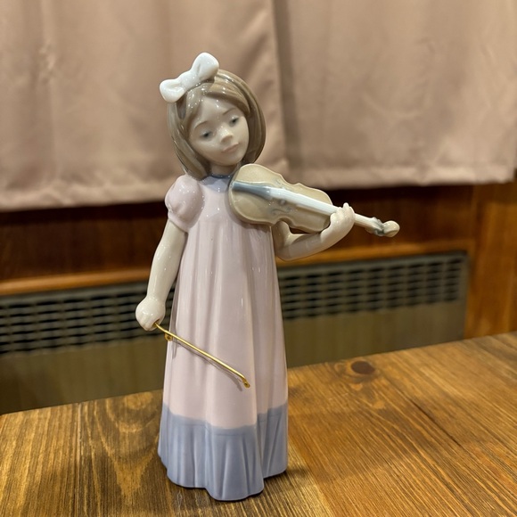 Other - NAO "Girl with Violin" Retired figurine #1034